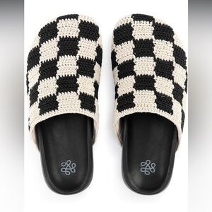 The Sak Checkerboard clog size 8